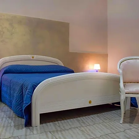 Al Castello Di 4*