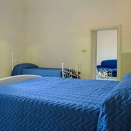 Al Castello Di 4* Lettere